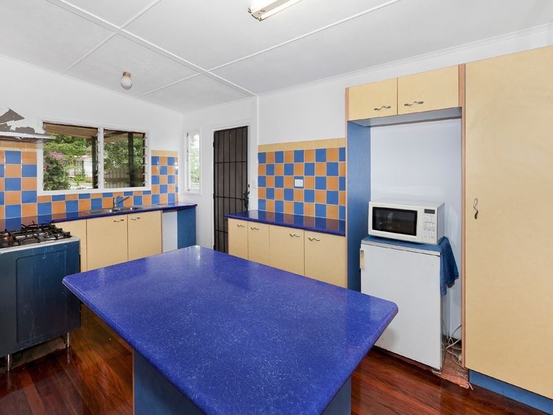 32 Kendall Street, Oxley QLD 4075