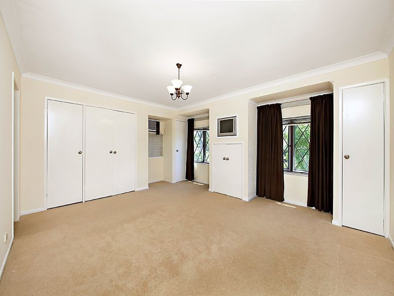 1 Conebush Crescent, Bellbowrie QLD 4070
