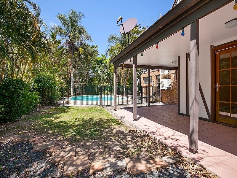 1 Conebush Crescent, Bellbowrie QLD 4070