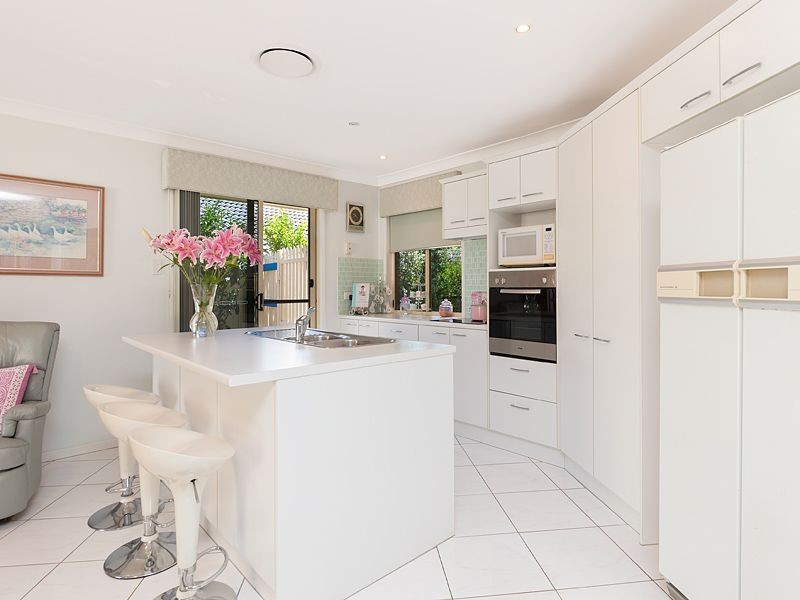 67 Grange Place, Moggill QLD 4070