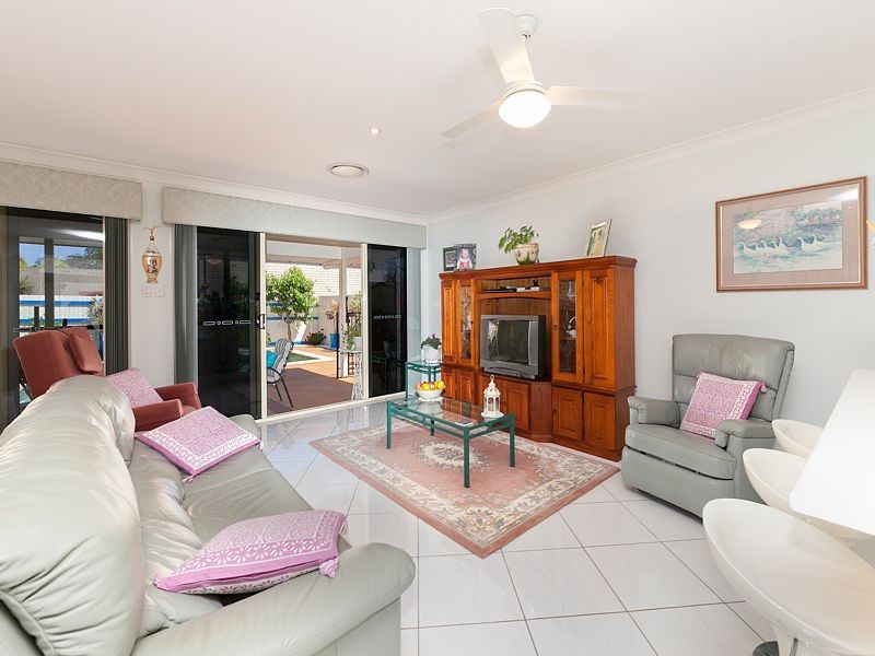67 Grange Place, Moggill QLD 4070