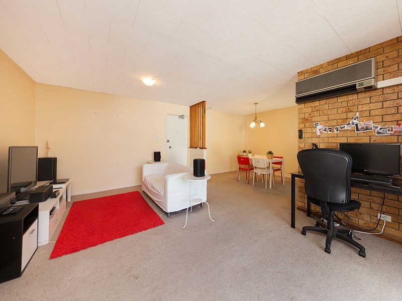 9/60 Lambert Road, Indooroopilly QLD 4068