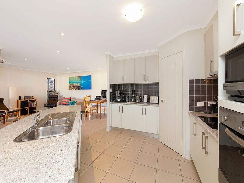 4 Zoe Place, Moggill QLD 4070