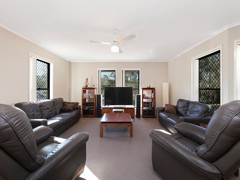 4 Zoe Place, Moggill QLD 4070
