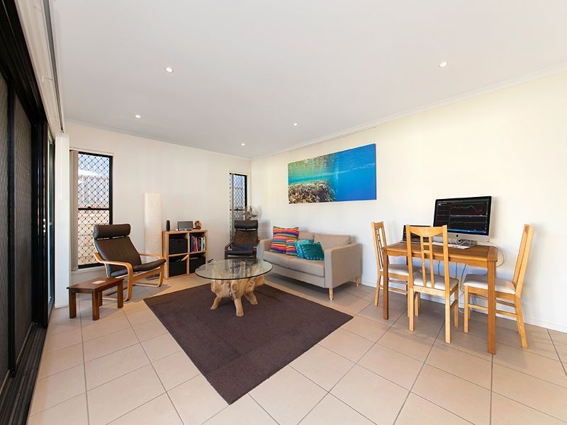 4 Zoe Place, Moggill QLD 4070