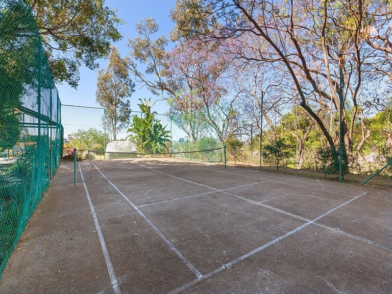 92A/32 Swann Road, Taringa QLD 4068