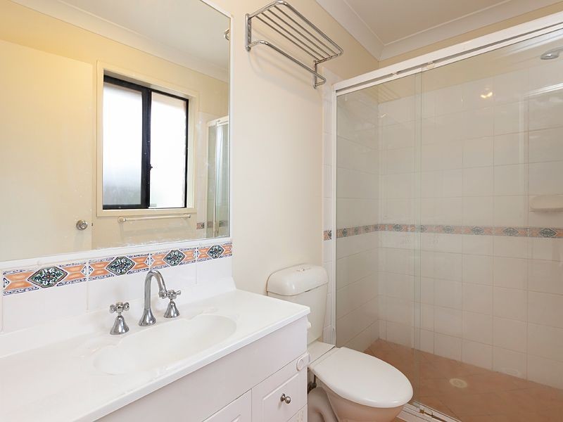 6 Cadaga Close, Bellbowrie QLD 4070