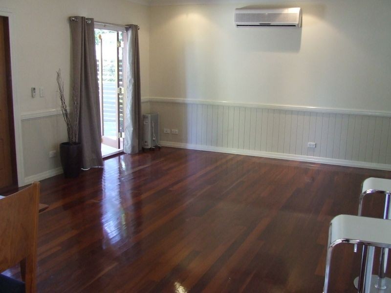 9A Priory Street, Indooroopilly QLD 4068