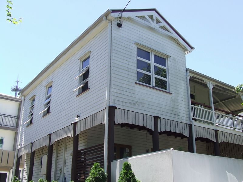 9A Priory Street, Indooroopilly QLD 4068