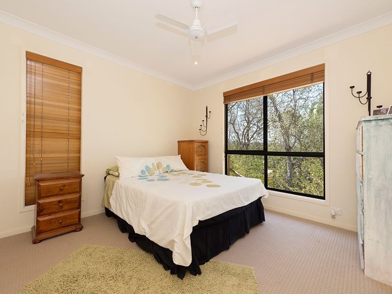 14 Parasol Street, Bellbowrie QLD 4070