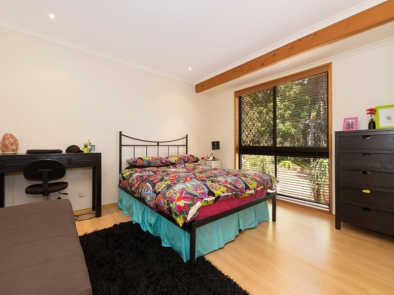 14 Parasol Street, Bellbowrie QLD 4070