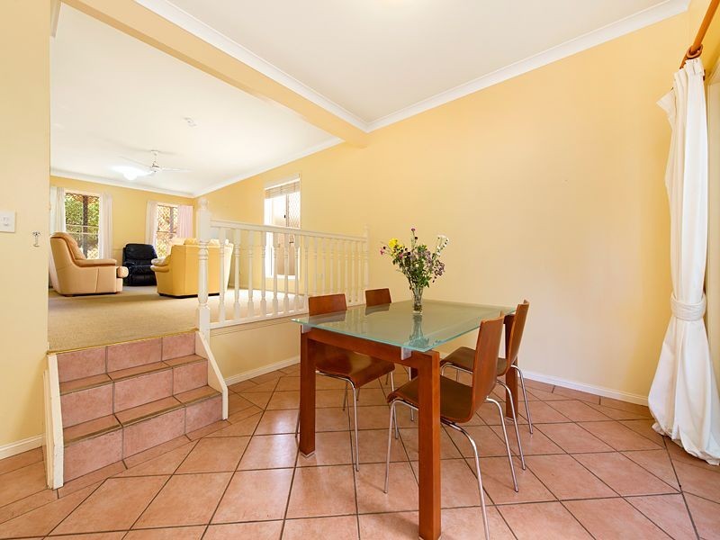 72 Gladstone Street, Indooroopilly QLD 4068