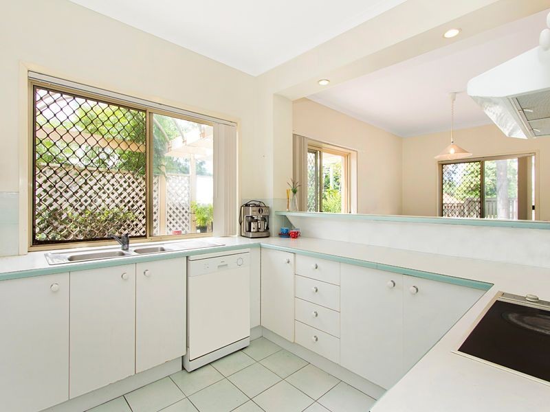 1/20 Dean Street, Toowong QLD 4066