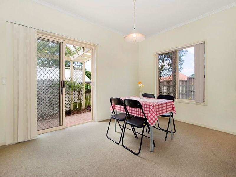 1/20 Dean Street, Toowong QLD 4066