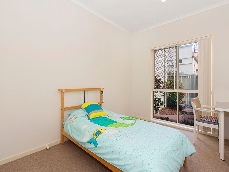 1/20 Dean Street, Toowong QLD 4066