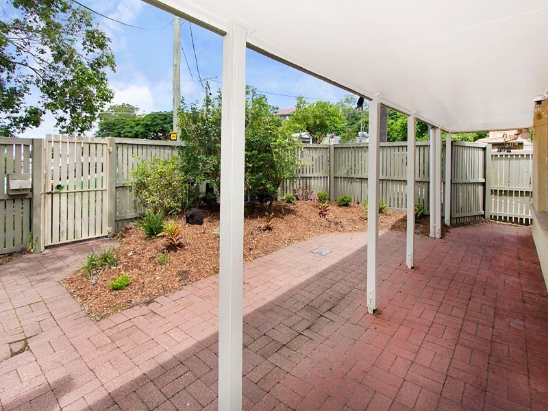 1/20 Dean Street, Toowong QLD 4066