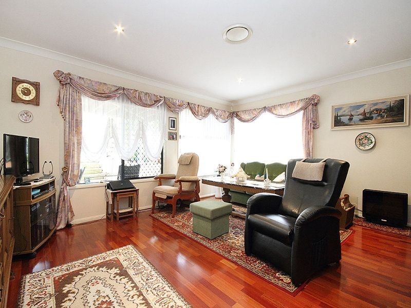 53 Church Road, Bellbowrie QLD 4070