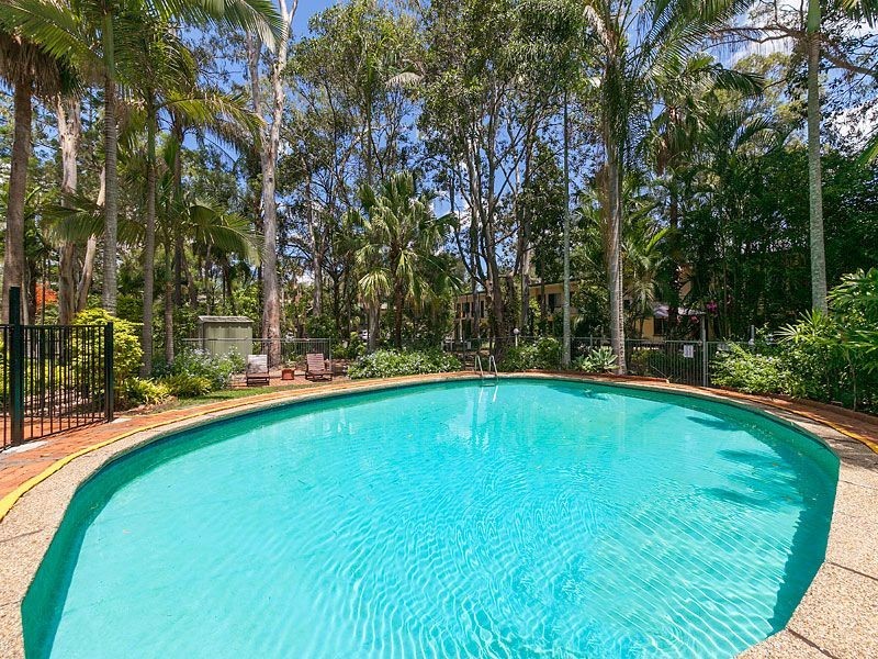 9/140 Central Avenue, Indooroopilly QLD 4068