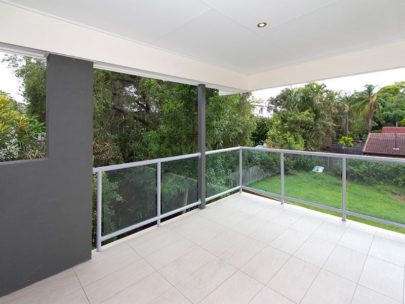 8/51 Lambert Road, Indooroopilly QLD 4068