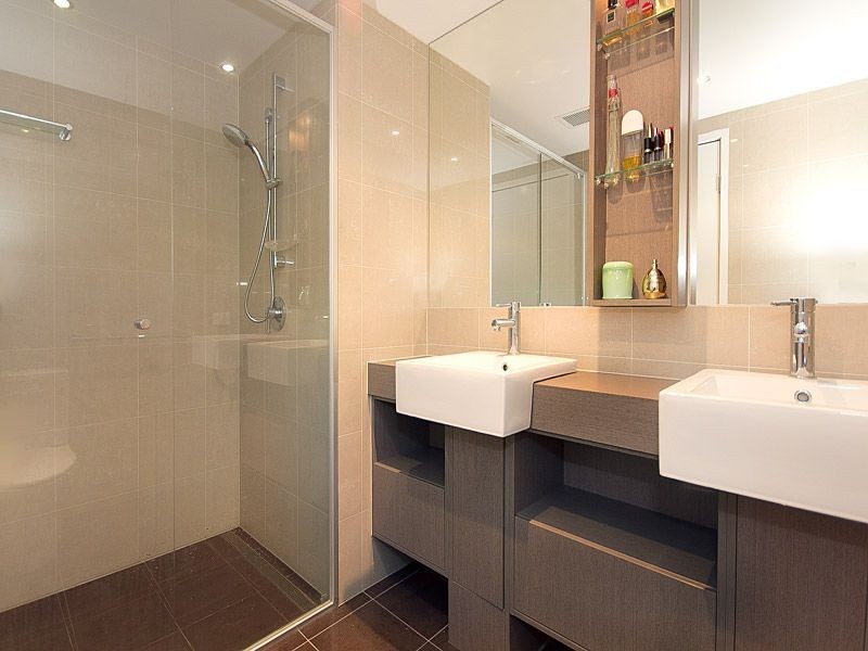 8/74 Dengate Lane, St Lucia QLD 4067