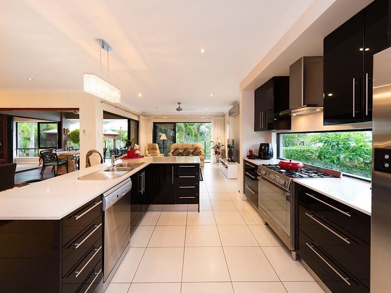 40 Stanaway Place, Bellbowrie QLD 4070