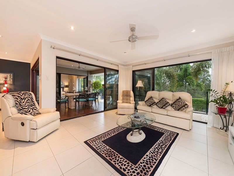 40 Stanaway Place, Bellbowrie QLD 4070