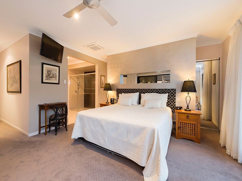 40 Stanaway Place, Bellbowrie QLD 4070
