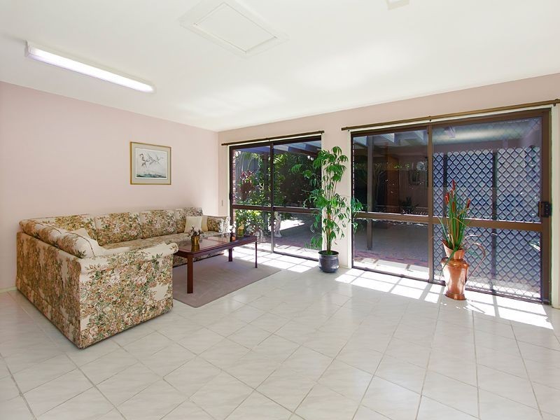 179 Arrabri Avenue, Mount Ommaney QLD 4074