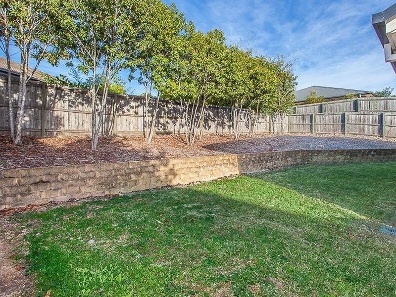 24 Arthur Terrace, Moggill QLD 4070