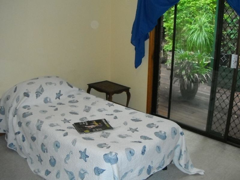 14 Clarina Street, Chapel Hill QLD 4069