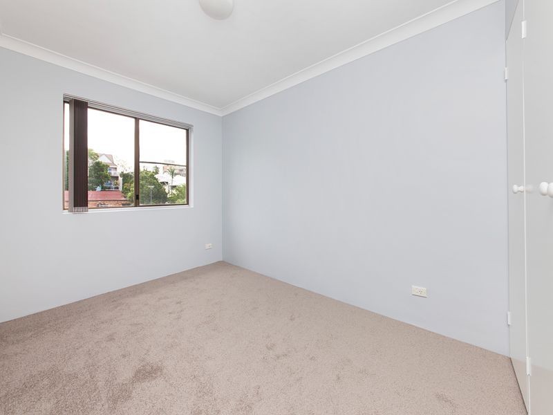 9/30 Sisley Street, St Lucia QLD 4067