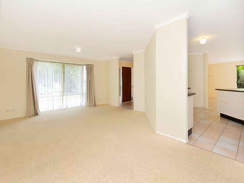 35 Campbell Crescent, Bellbowrie QLD 4070