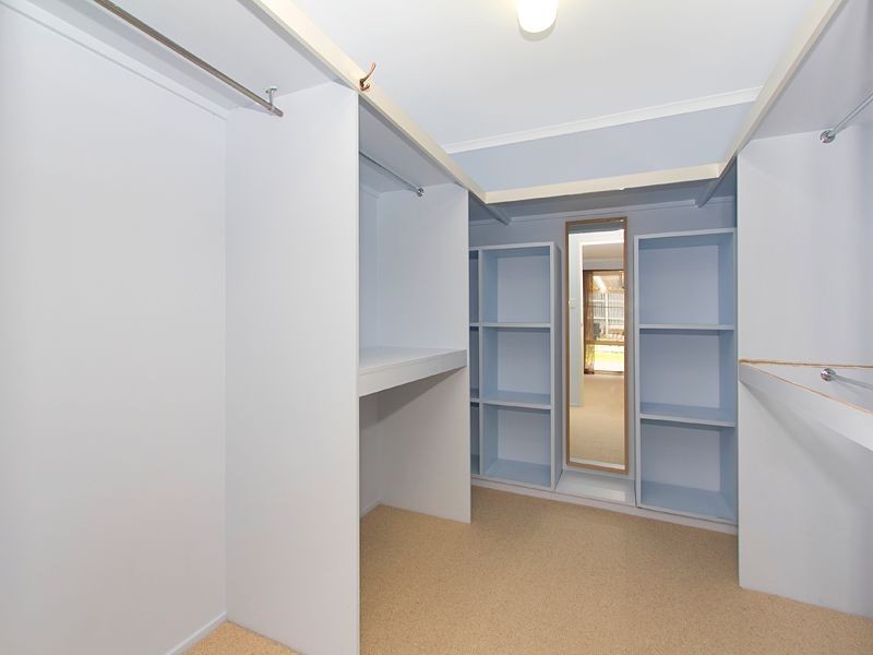 35 Campbell Crescent, Bellbowrie QLD 4070