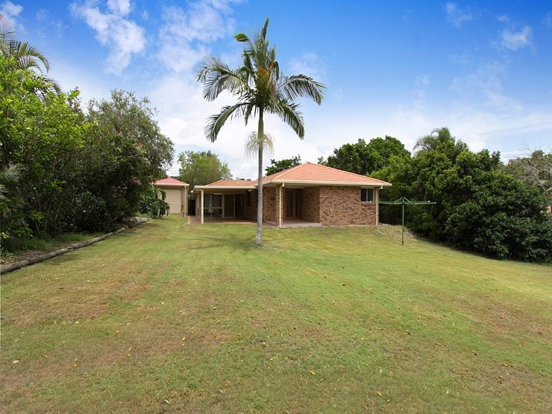 35 Campbell Crescent, Bellbowrie QLD 4070