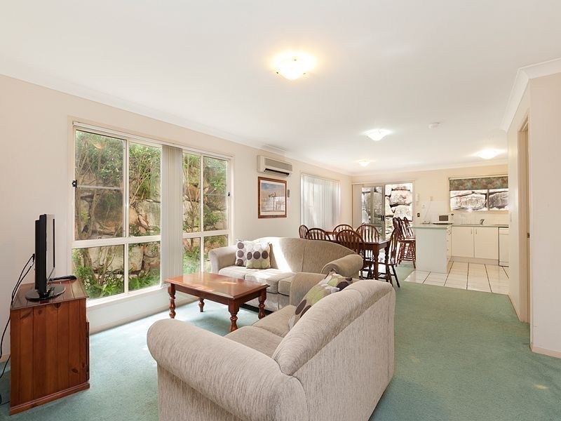 8/87 Russell Terrace, Indooroopilly QLD 4068