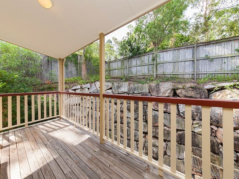 8/87 Russell Terrace, Indooroopilly QLD 4068