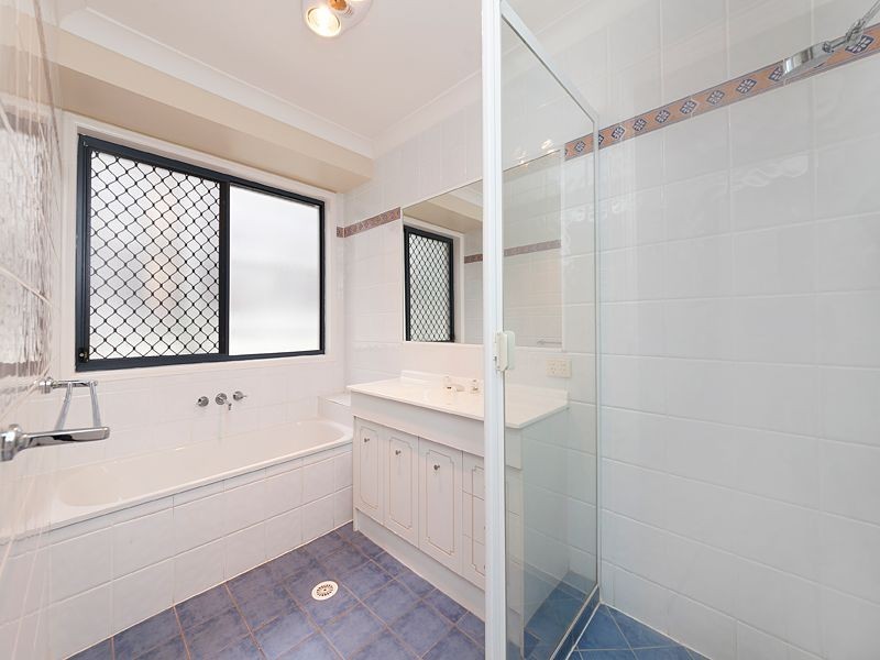 34 Sheldrake Place, Moggill QLD 4070