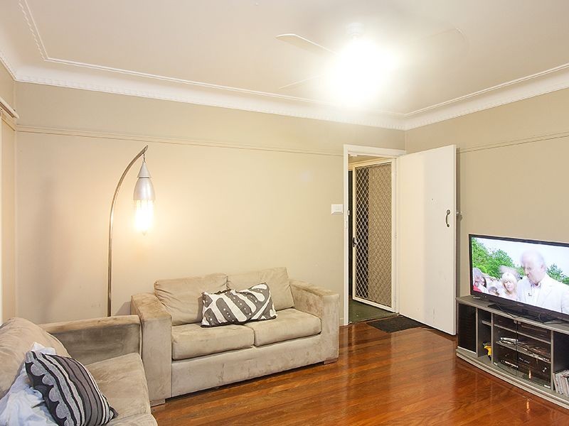 102 Ward Street, Indooroopilly QLD 4068