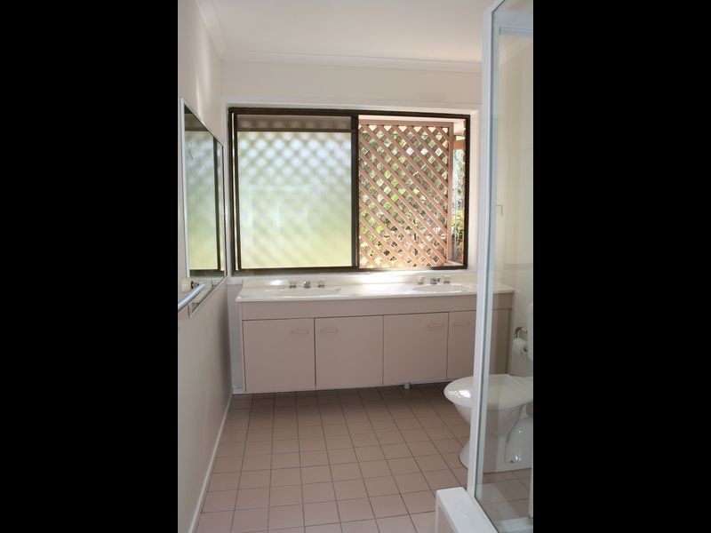 180 Indooroopilly Road, Taringa QLD 4068