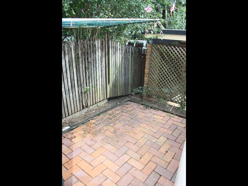 180 Indooroopilly Road, Taringa QLD 4068