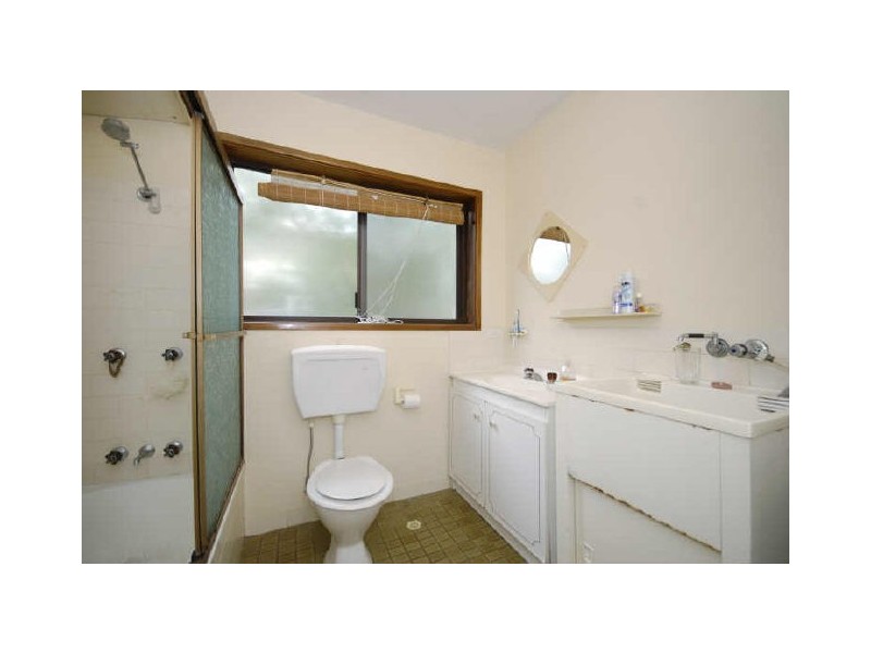 1/10 Lucinda Street, Taringa QLD 4068