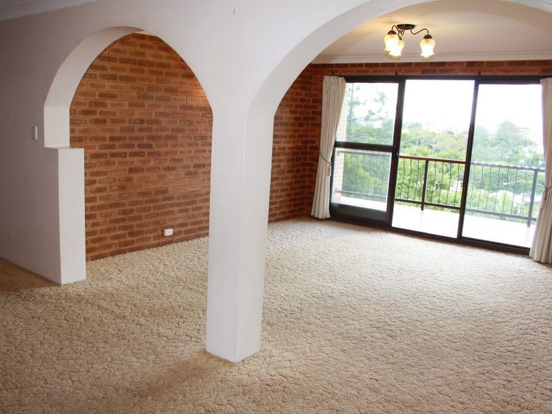 1/14 Bishop Street, St Lucia QLD 4067