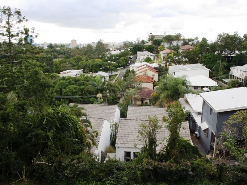 1/14 Bishop Street, St Lucia QLD 4067