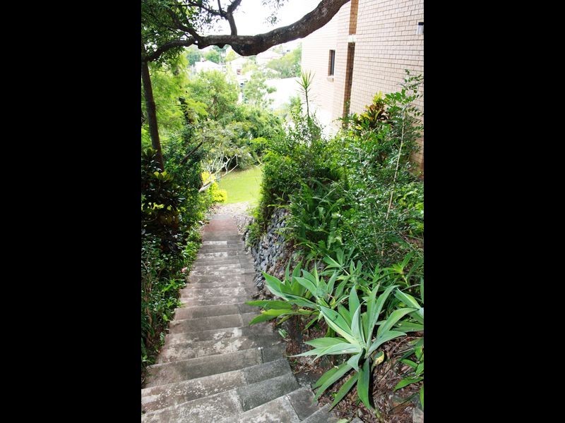 1/14 Bishop Street, St Lucia QLD 4067