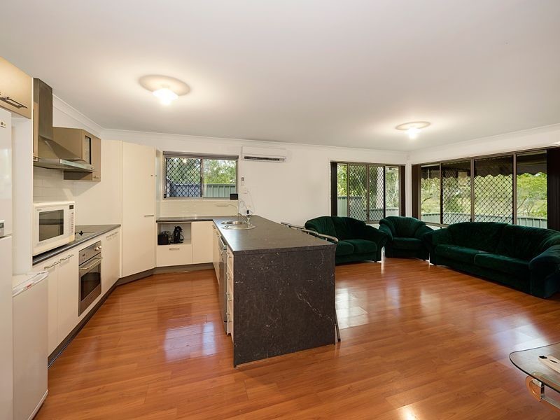 48 Lagoon Crescent, Bellbowrie QLD 4070