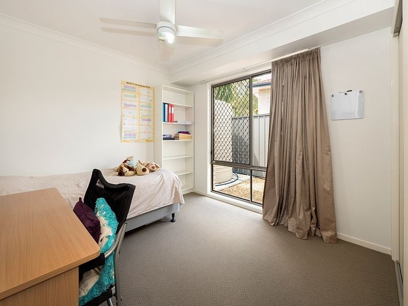 48 Lagoon Crescent, Bellbowrie QLD 4070