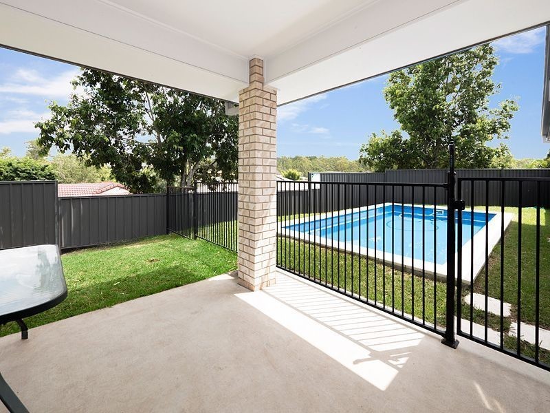 48 Lagoon Crescent, Bellbowrie QLD 4070