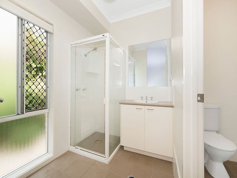 23 Rise Place, Moggill QLD 4070