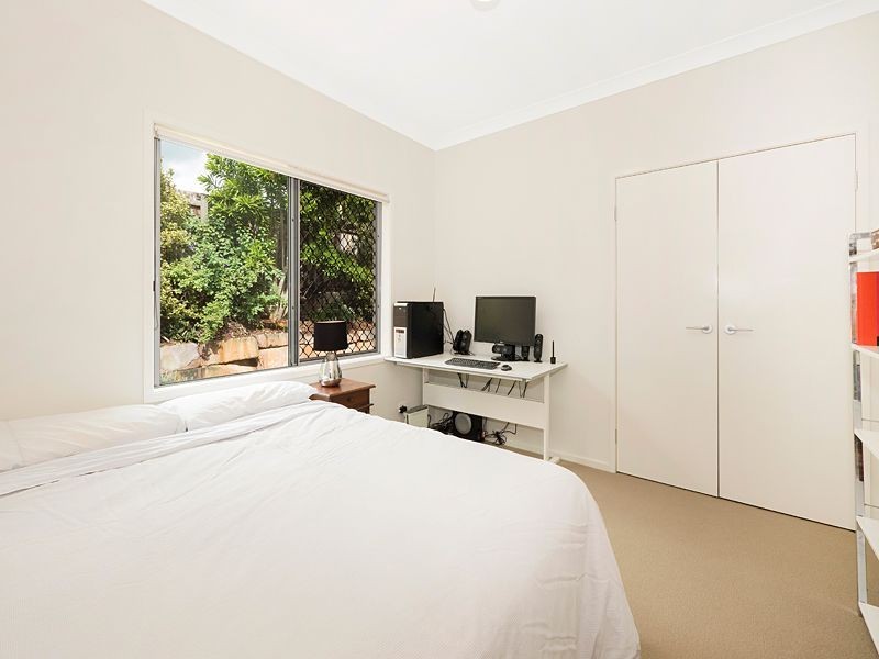 23 Rise Place, Moggill QLD 4070