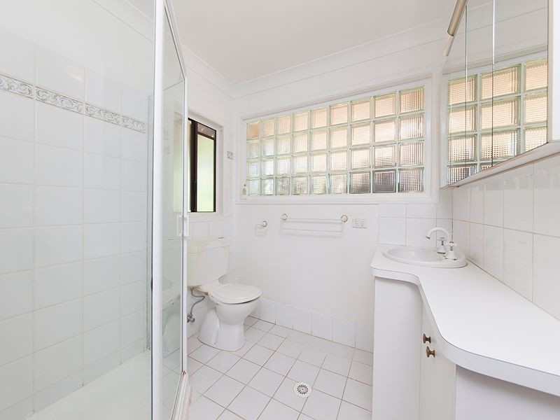 10 Hendos Place, Moggill QLD 4070